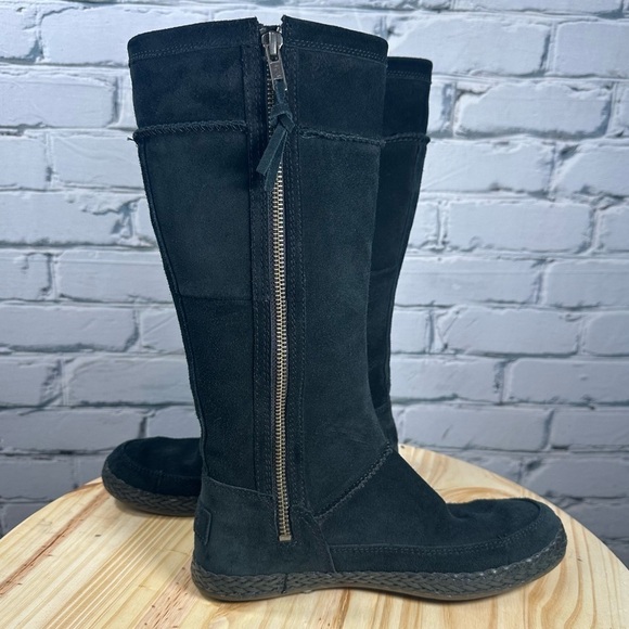 UGG Emerie Knee High Flat Boots Black Genuine Suede Fringe Boho Size 6 - Picture 2 of 10